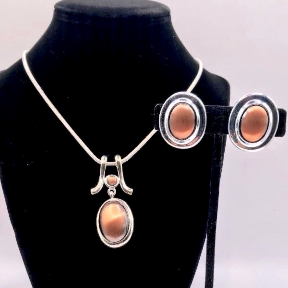 Vintage Liz Claiborne Silver-Tone & Copper Cabochon Necklace and Earrings Set - Picture 1 of 11